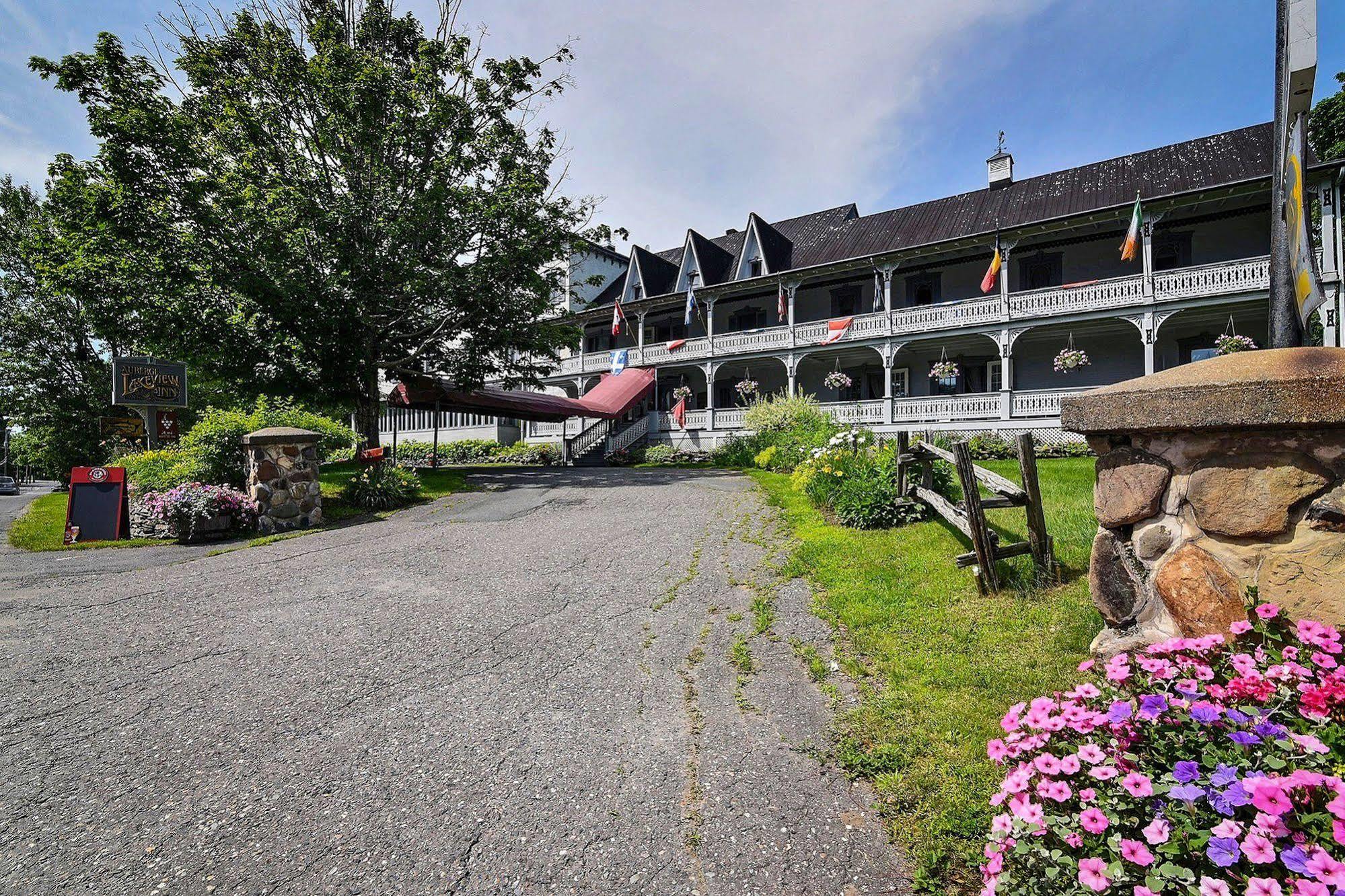 Auberge Lakeview Inn Lac-Brome Exterior foto